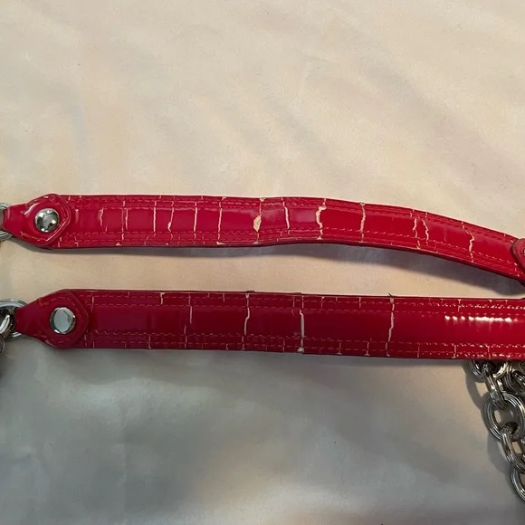 Coach Poppy Liquid Glass Red Quilted Shoulder Bag!! Needs TLC Great Bone… - Picture 4 of 16